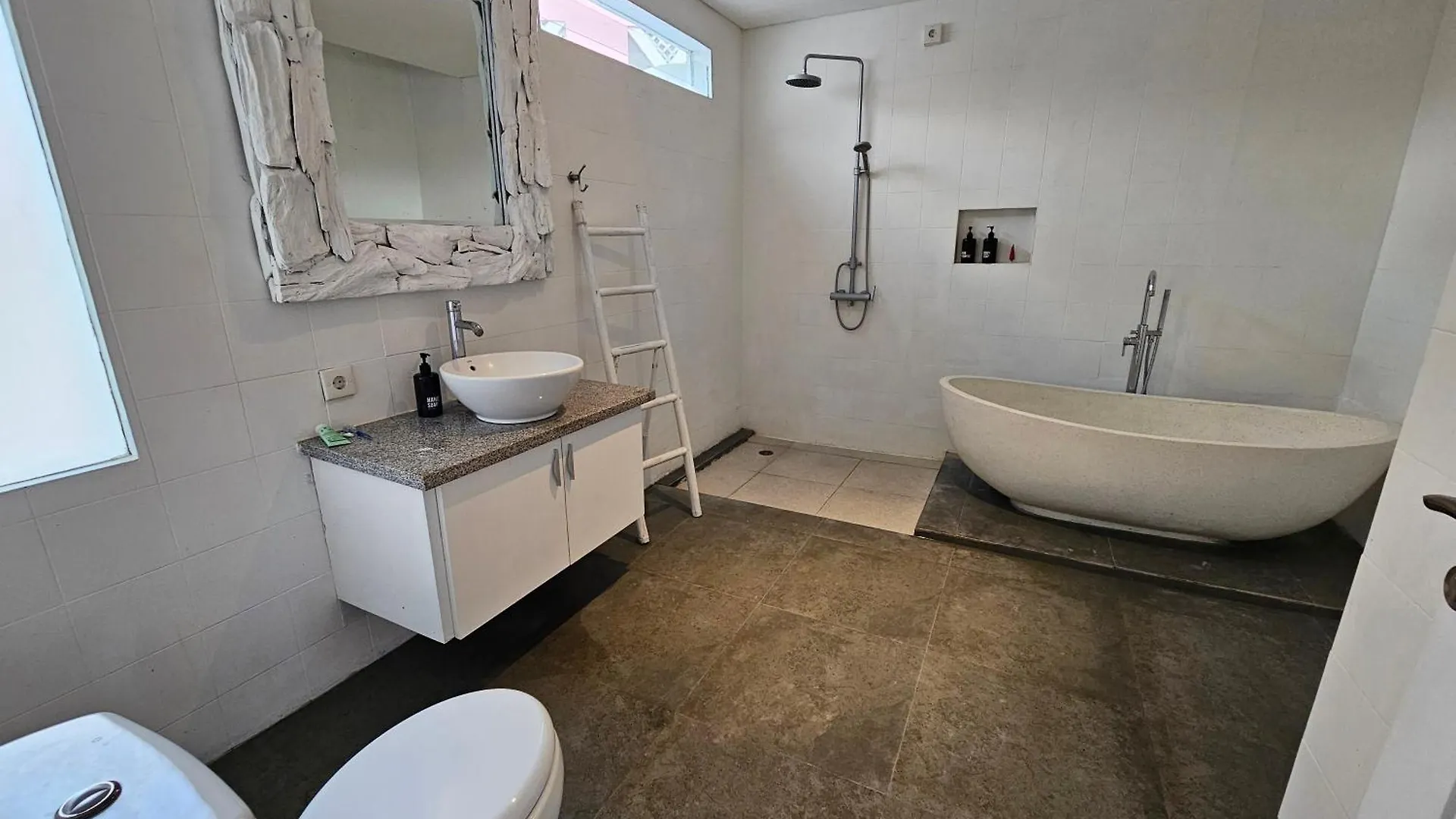 Villa Ayuk, Umalas Bali Canggu