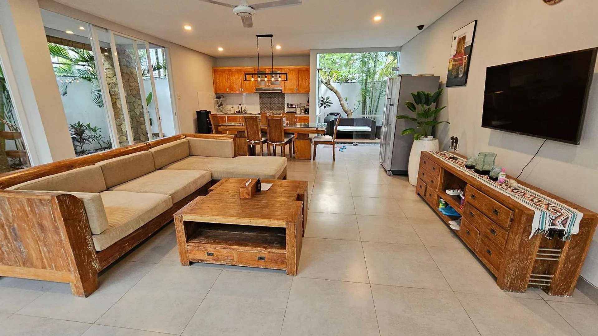 Villa Ayuk, Umalas Bali Canggu